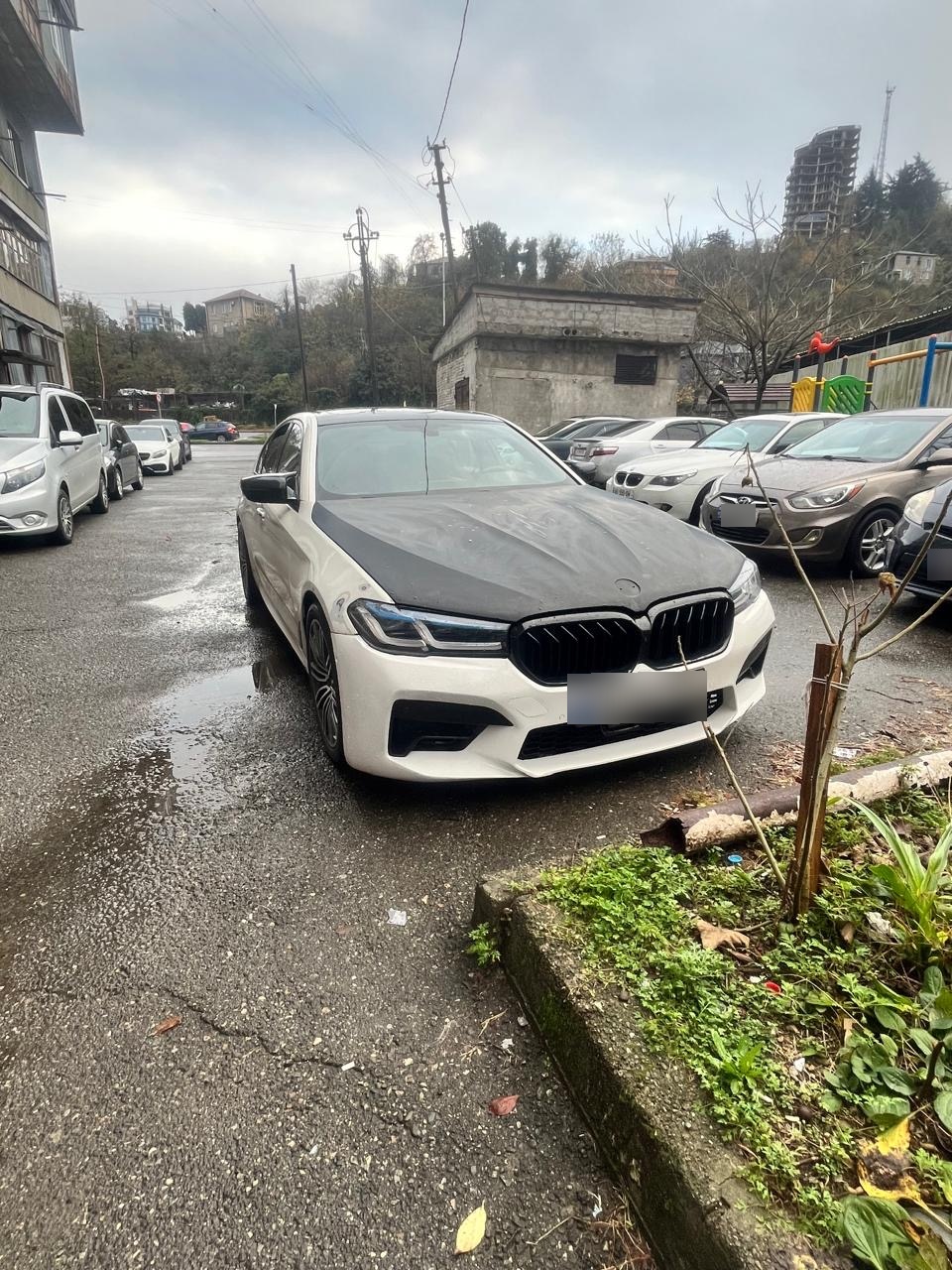 BMW 530 - фото 1