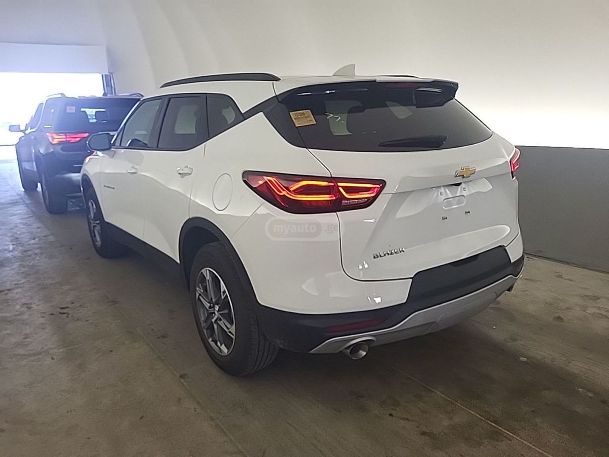 Chevrolet Blazer - фото 2