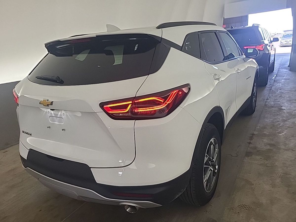 Chevrolet Blazer - фото 4