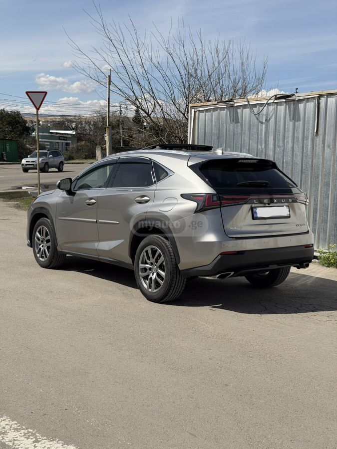 Lexus NX 200 - фото 5