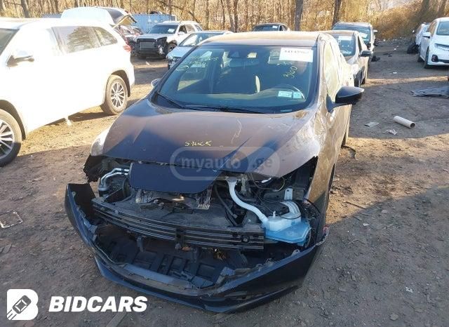 Nissan Leaf - фото 12