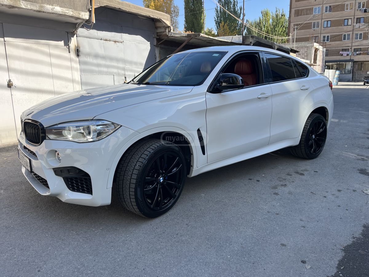 BMW X6 - фото 1