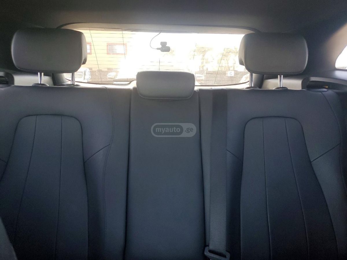 Mercedes-Benz GLA 250 - фото 10