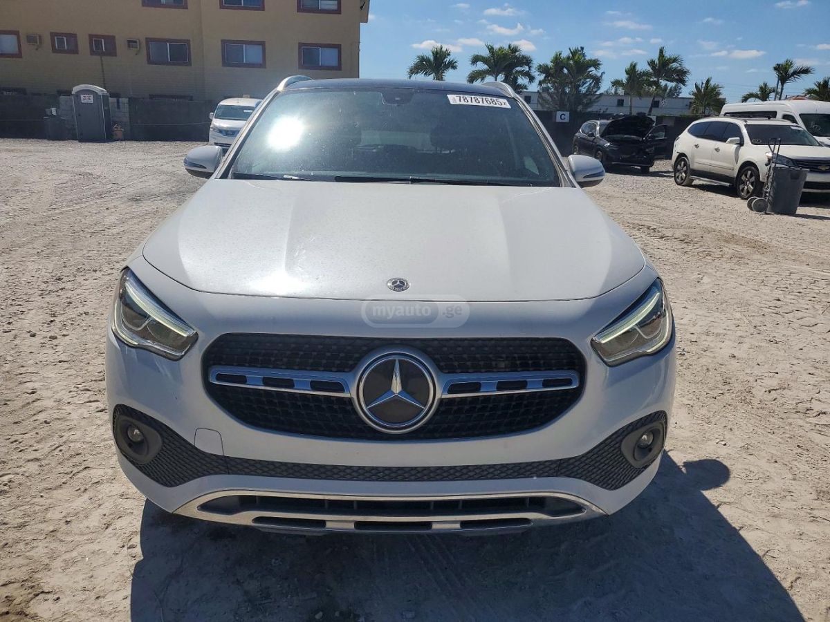 Mercedes-Benz GLA 250 - фото 5