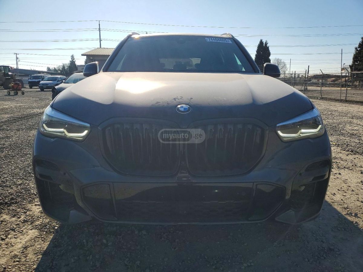 BMW X5 - фото 5