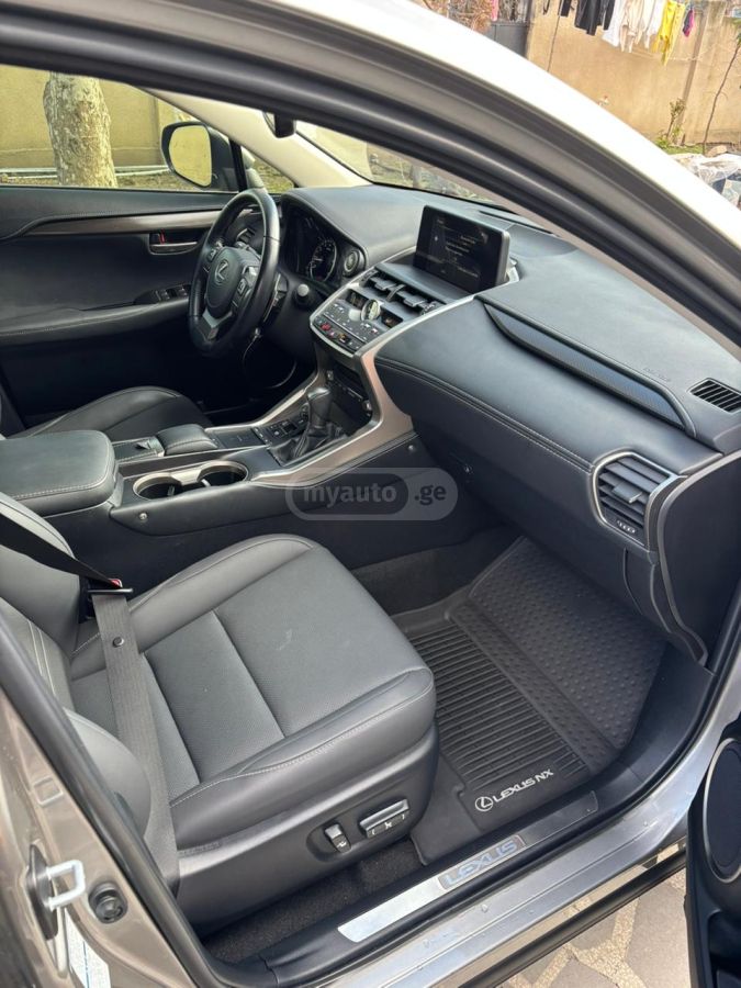 Lexus NX 300 F SPORT 4dr All-Wheel Drive Au 2021 — миниатюра 5