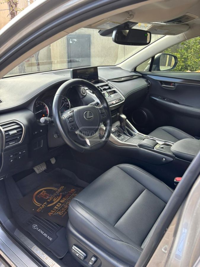 Lexus NX 300 F SPORT 4dr All-Wheel Drive Au 2021 — миниатюра 8