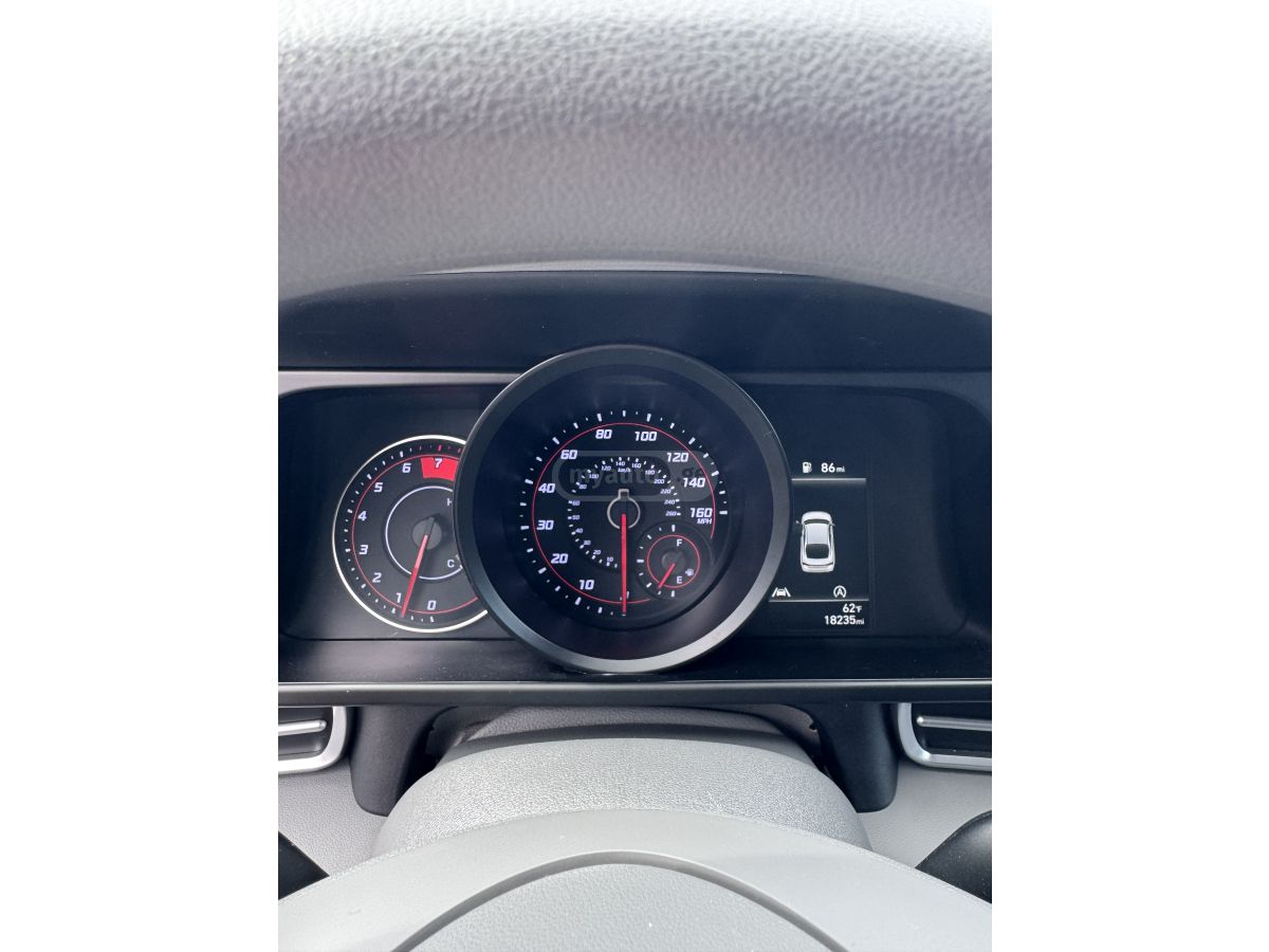 Hyundai Elantra - фото 6