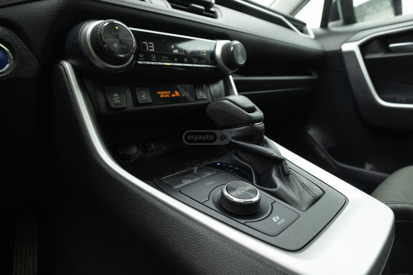 Toyota Toyota RAV4 — миниатюра 9