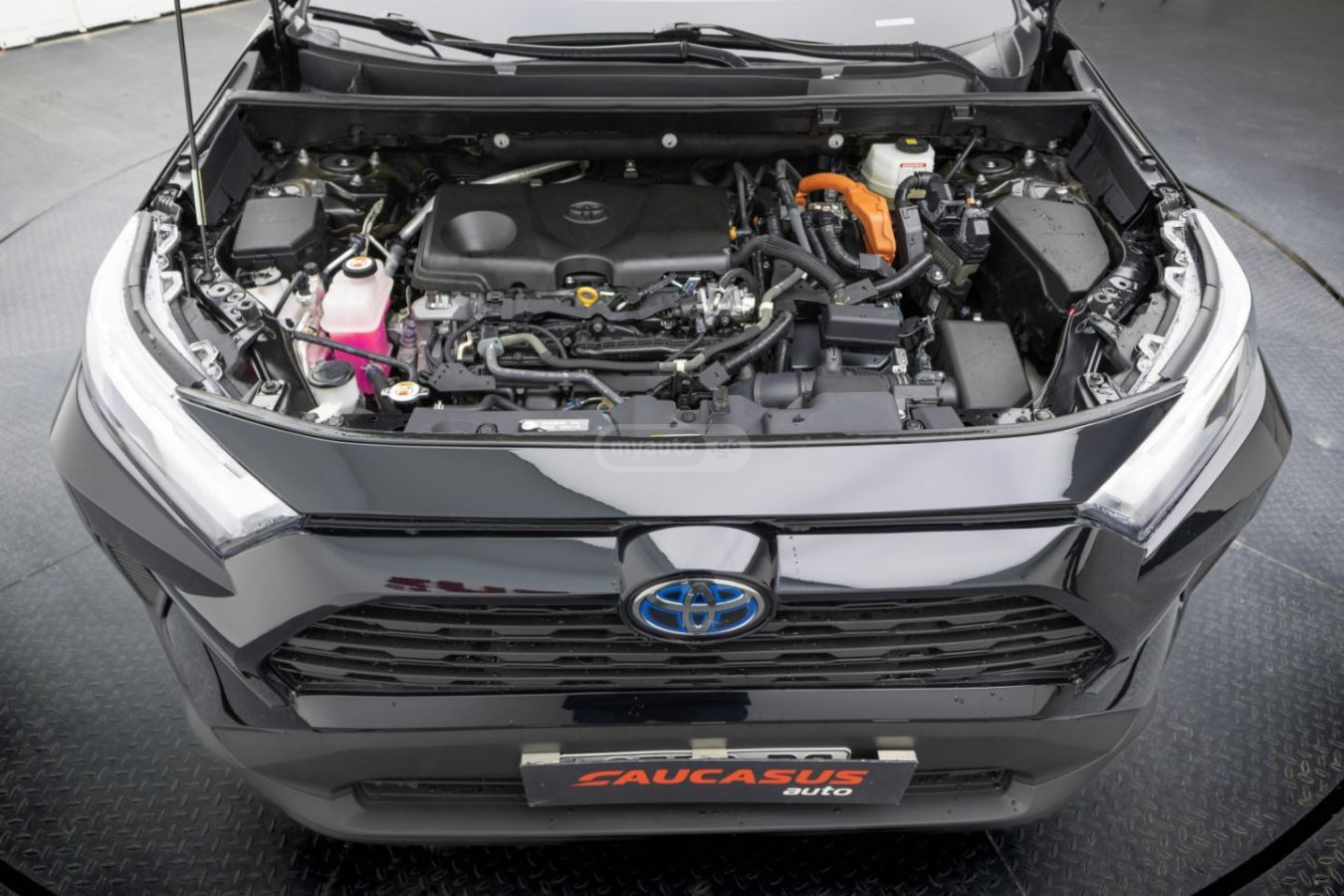 Toyota RAV 4 - фото 8