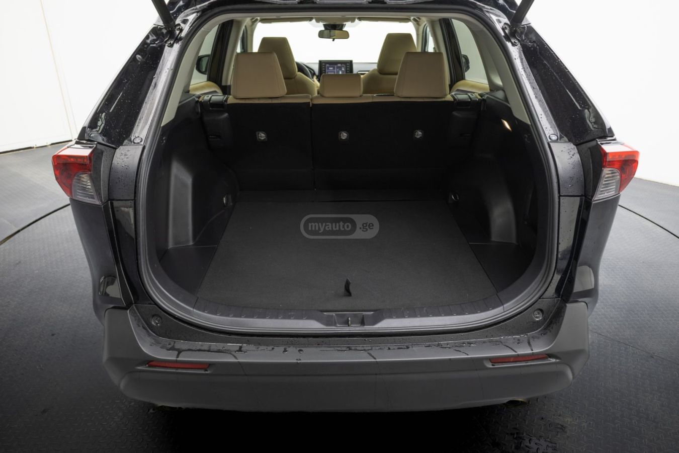 Toyota RAV 4 - фото 9