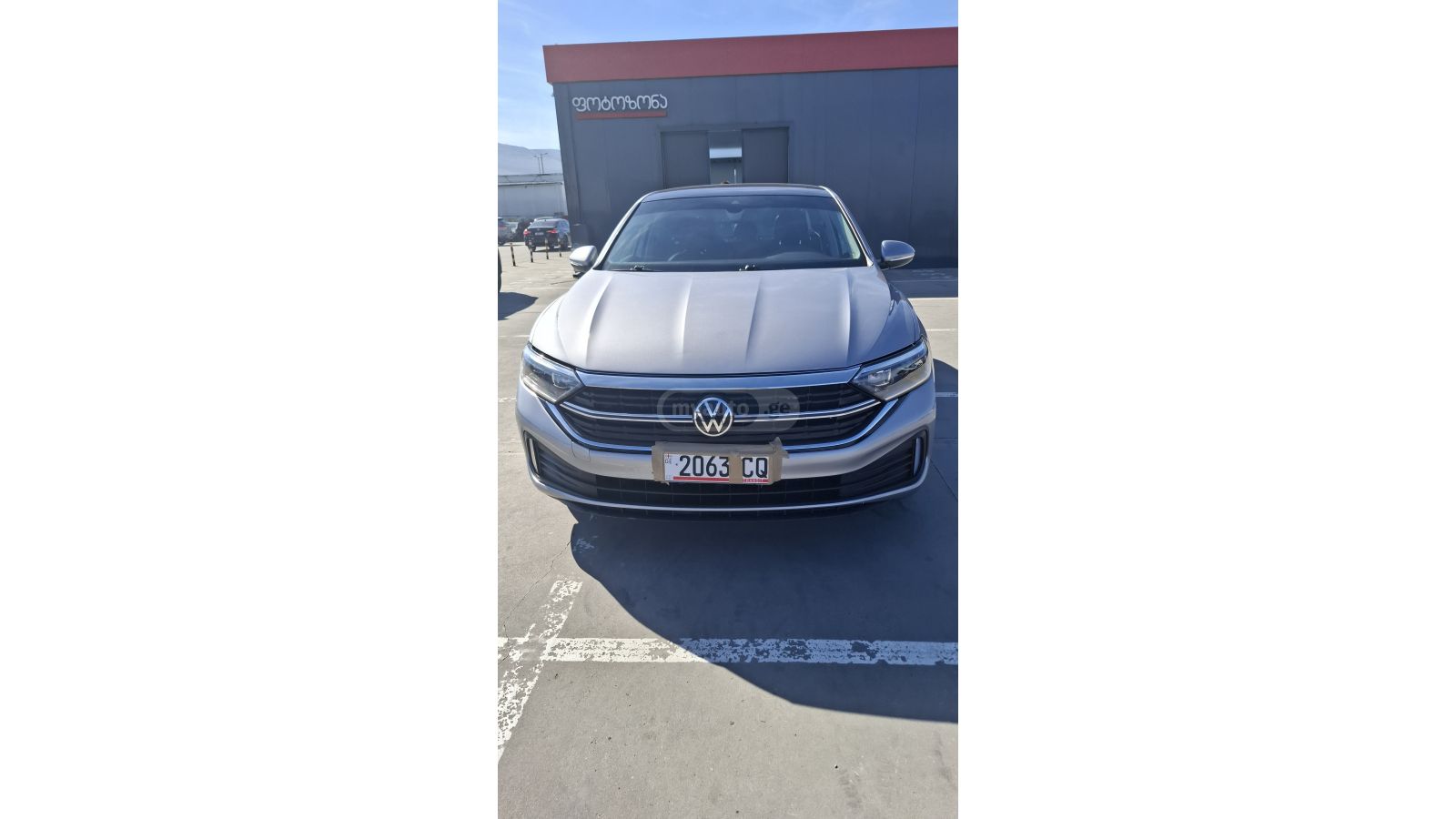 Volkswagen Jetta - фото 2