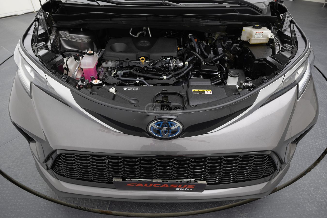 Toyota Toyota Sienna — миниатюра 7