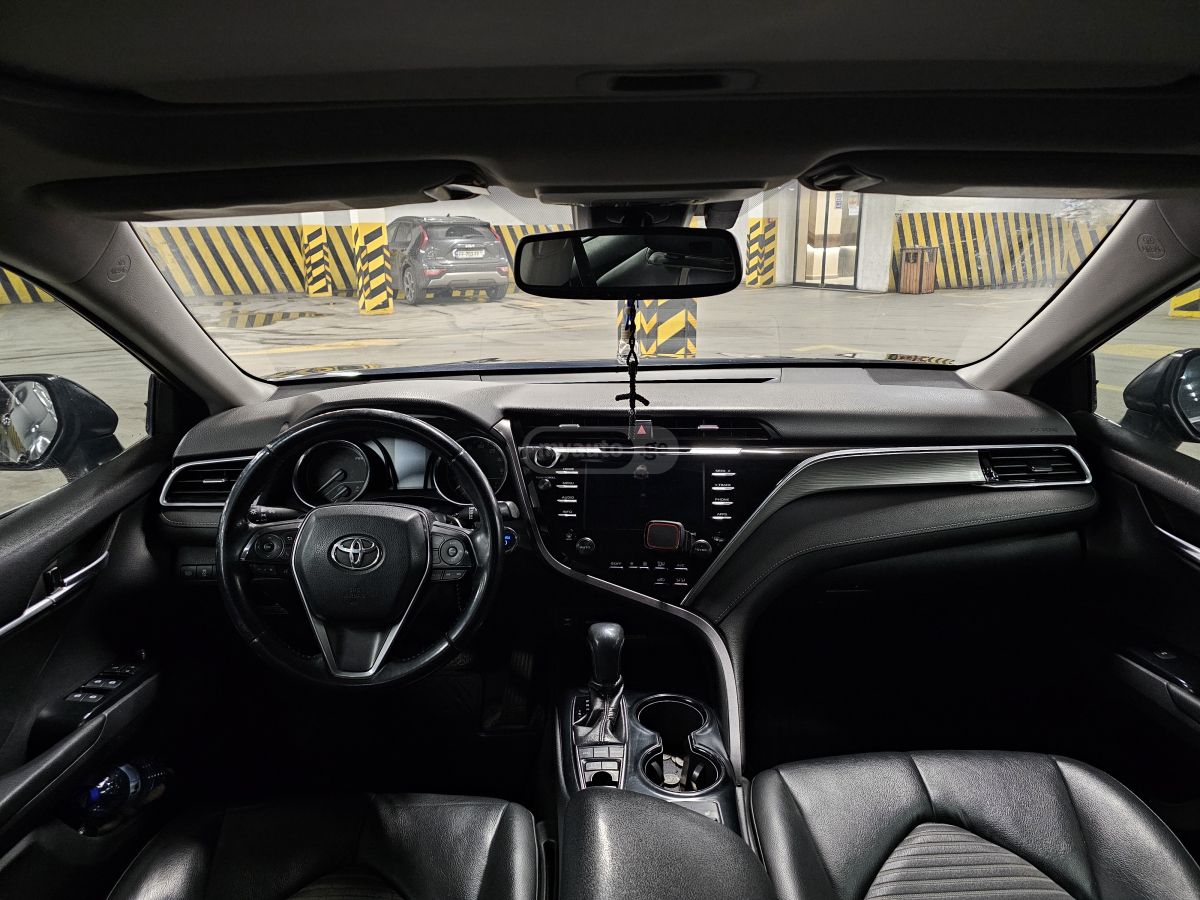 Toyota Camry - фото 8