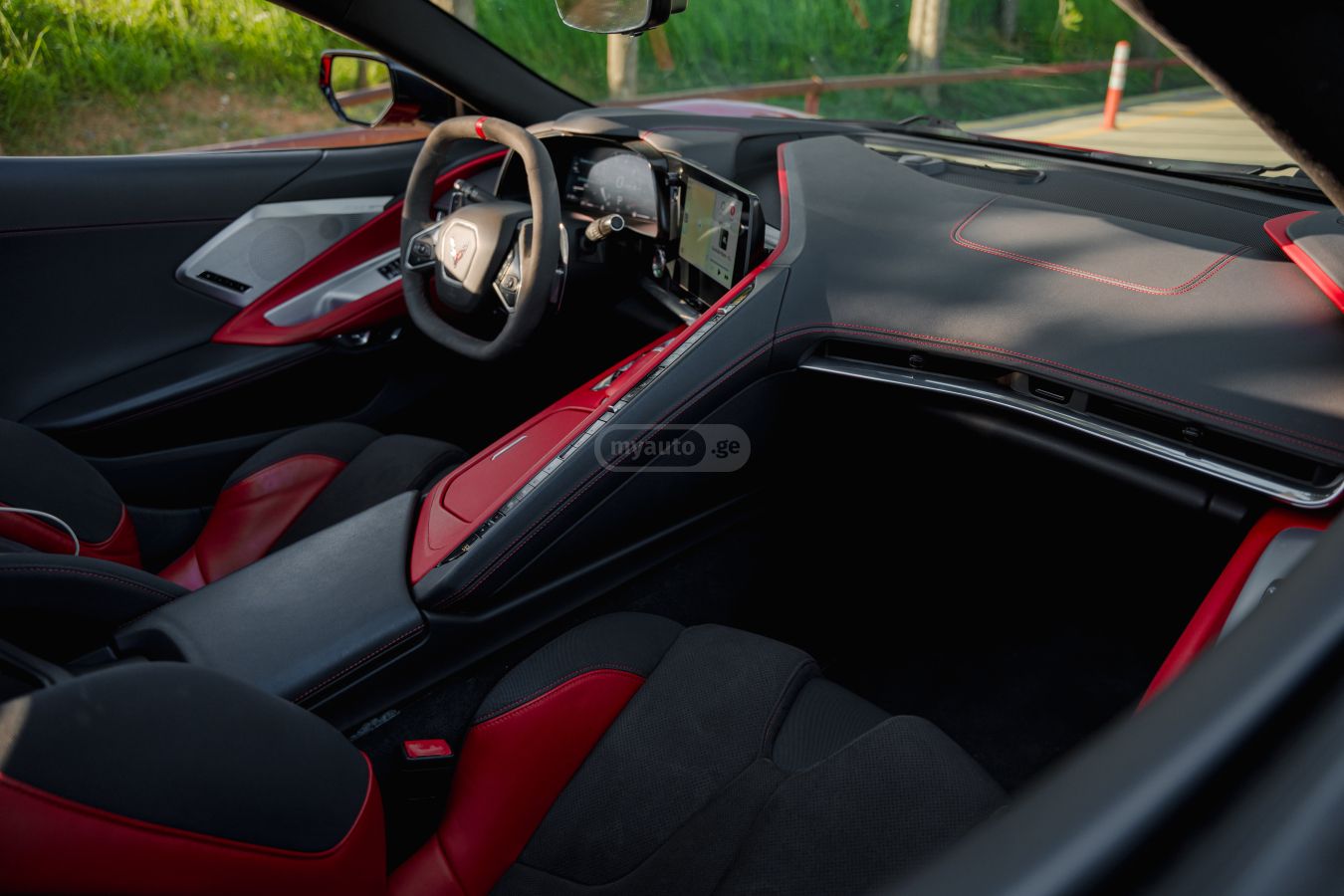 Chevrolet Corvette - фото 9