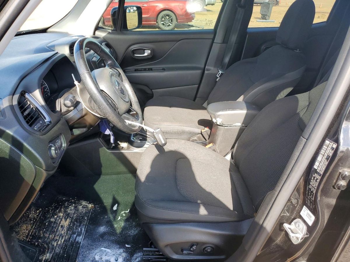 Jeep Renegade - фото 7