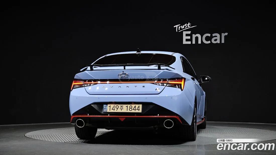 Hyundai Elantra - фото 4