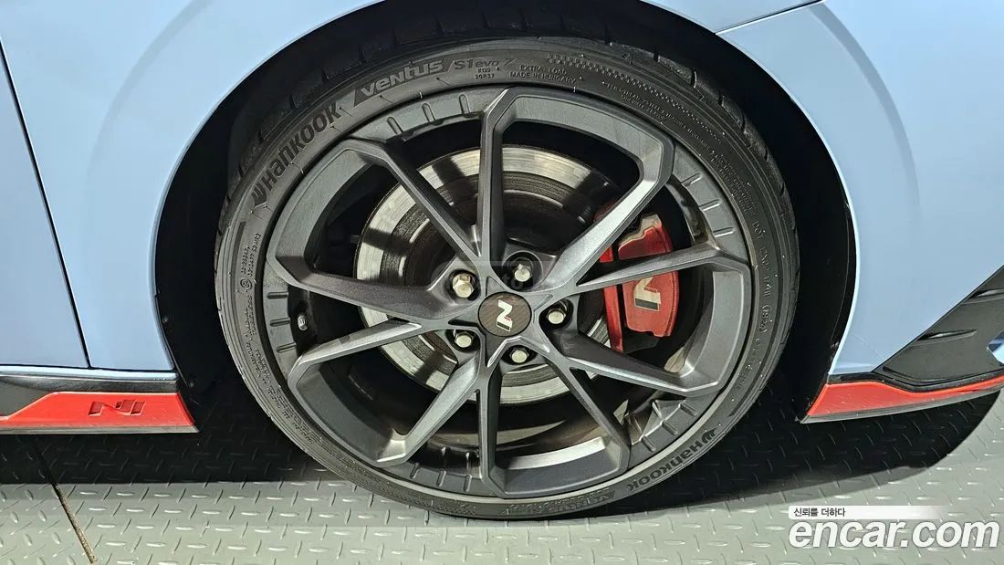 Hyundai Elantra - фото 5