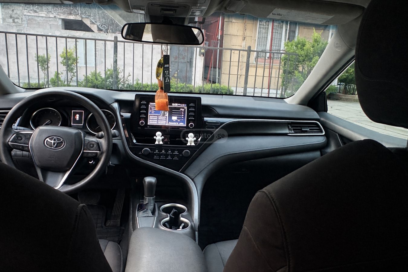 Toyota Camry - фото 8