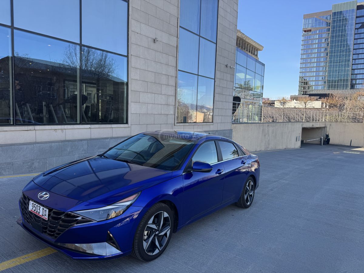 Hyundai Elantra - фото 4