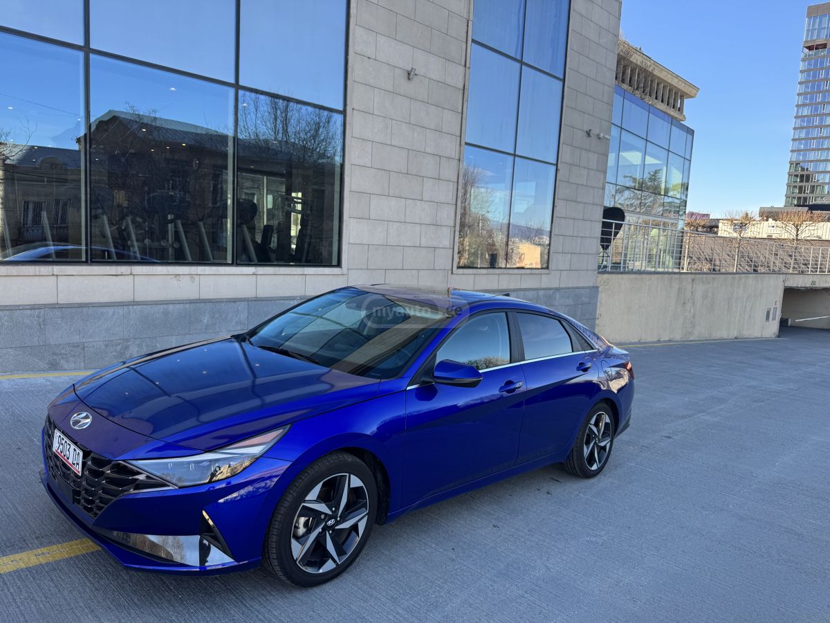 Hyundai Elantra - фото 8