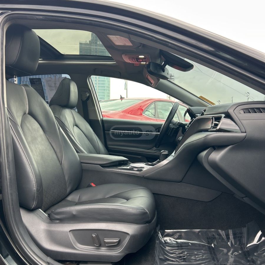 Toyota Camry - фото 7