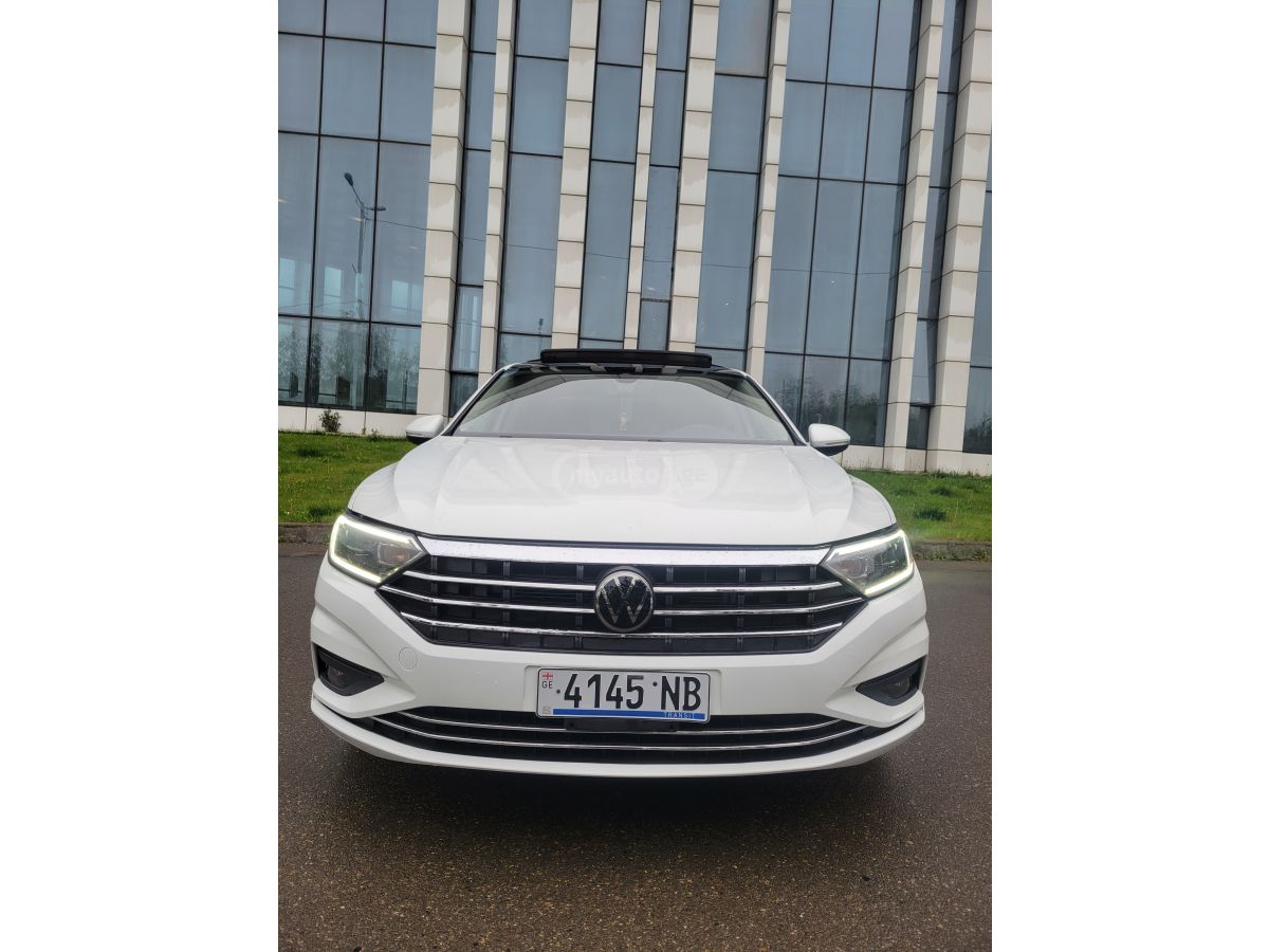 Volkswagen Jetta - фото 2