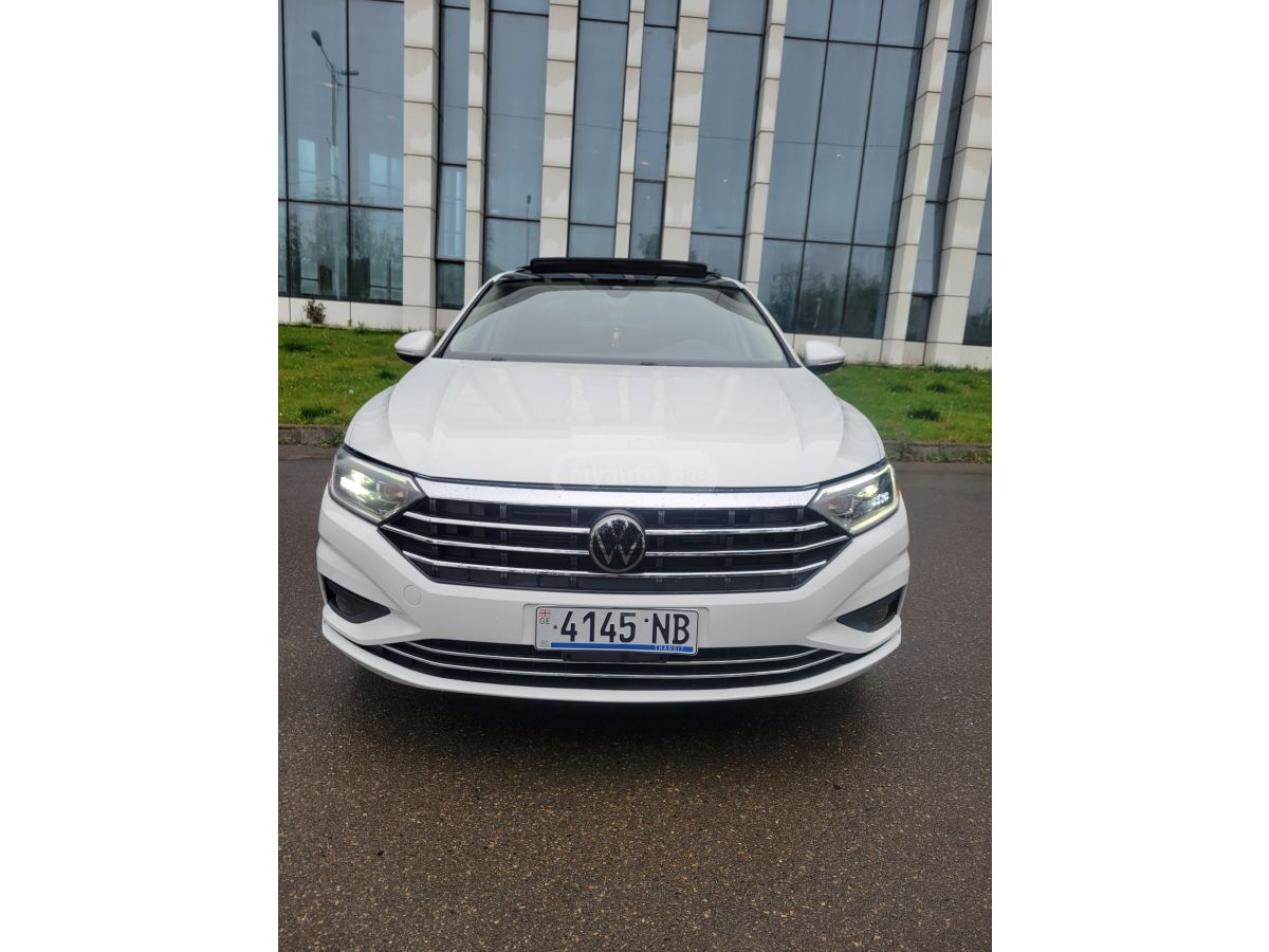 Volkswagen Jetta - фото 3