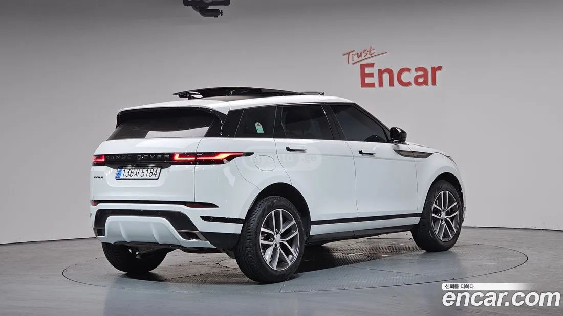 Land Rover Range Rover Evoque 2024 — миниатюра 2