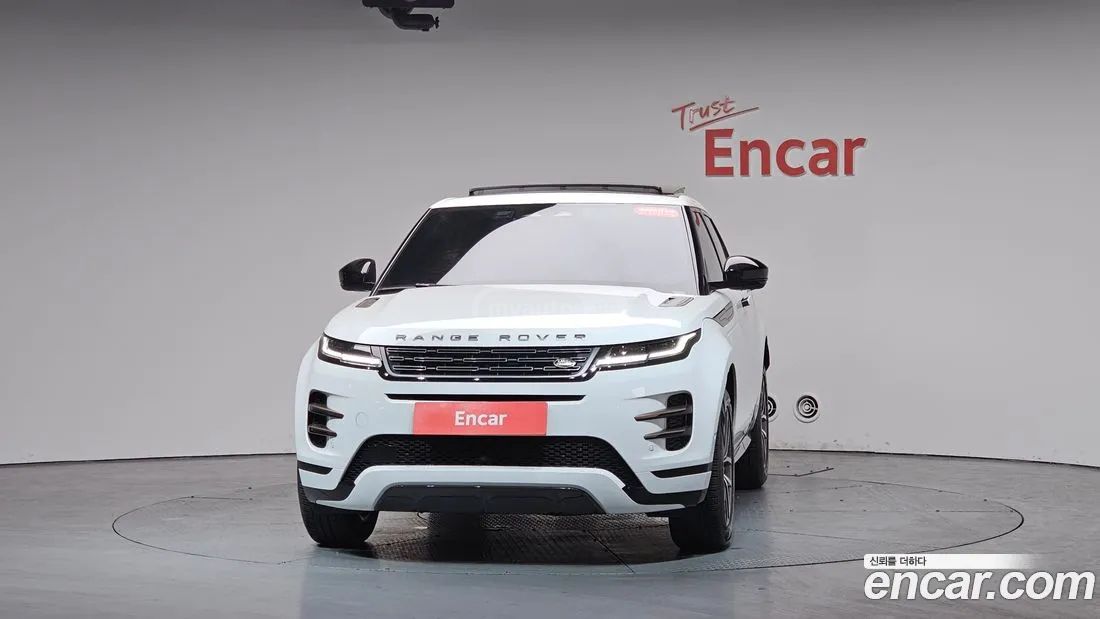 Land Rover Range Rover Evoque 2024 — миниатюра 3