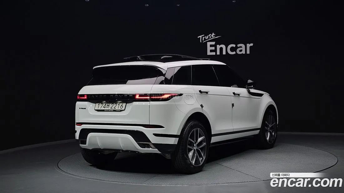 Land Rover Range Rover Evoque 2024 — миниатюра 2
