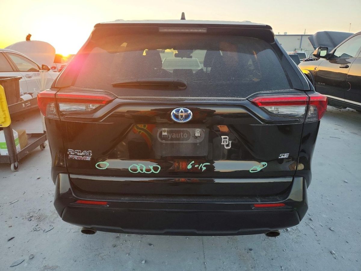 Toyota RAV 4 - фото 6