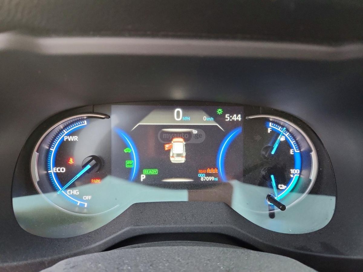 Toyota RAV 4 - фото 9