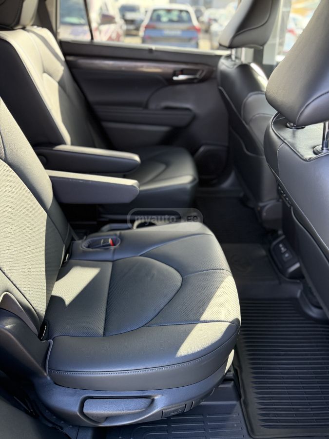 Toyota Highlander - фото 11