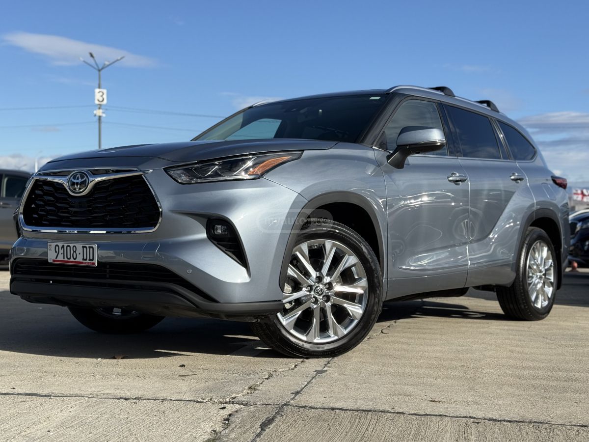 Toyota Highlander - фото 2