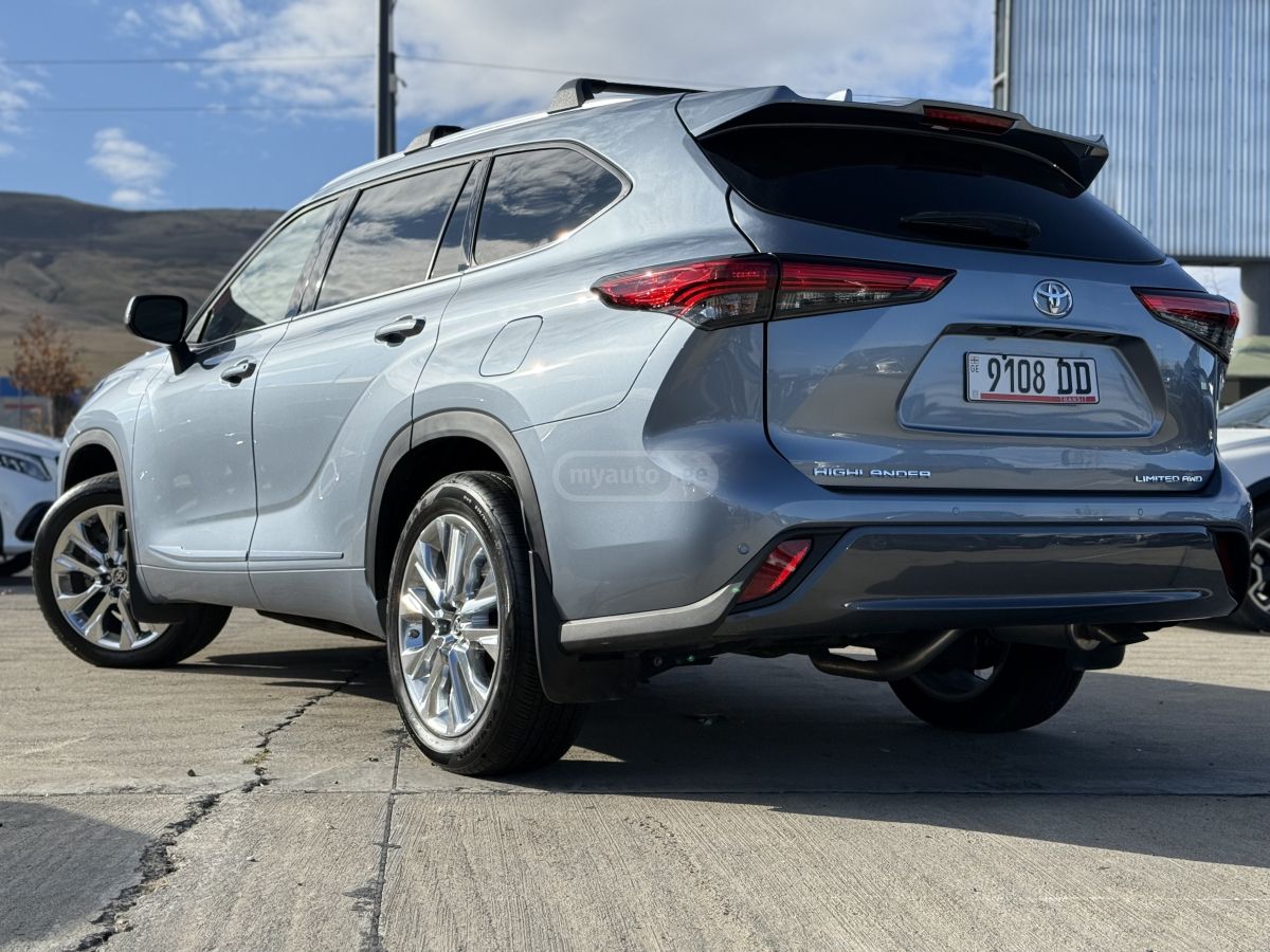 Toyota Highlander - фото 3