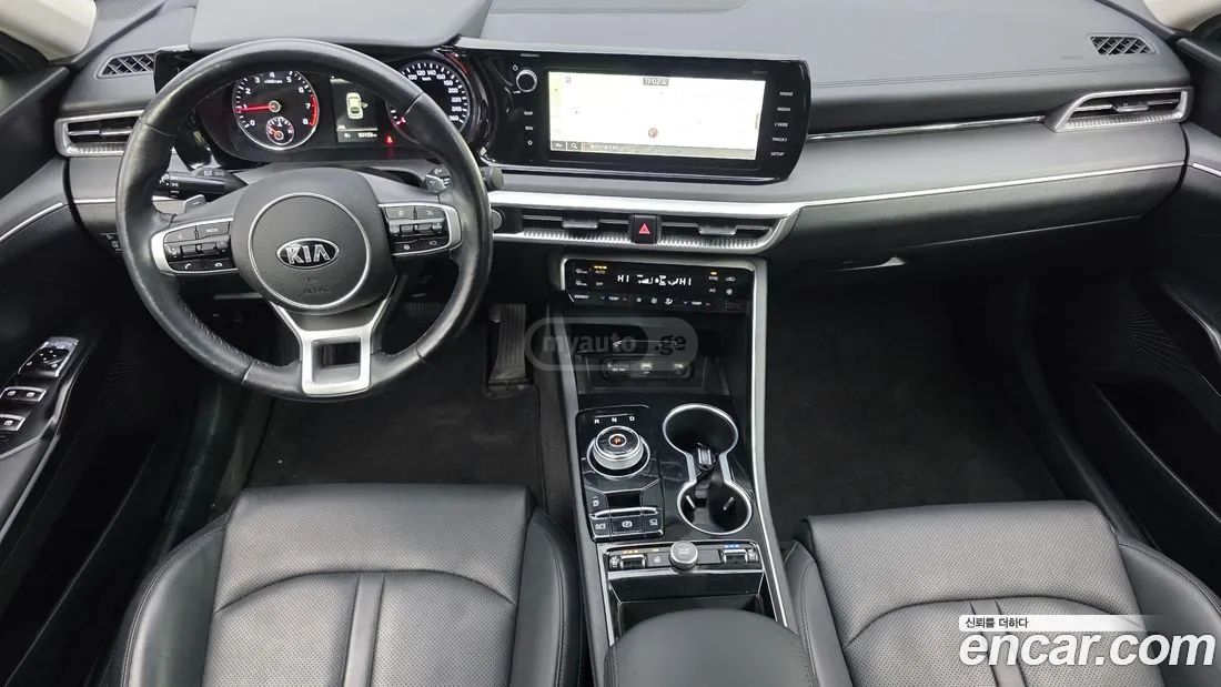 Kia Optima - фото 7