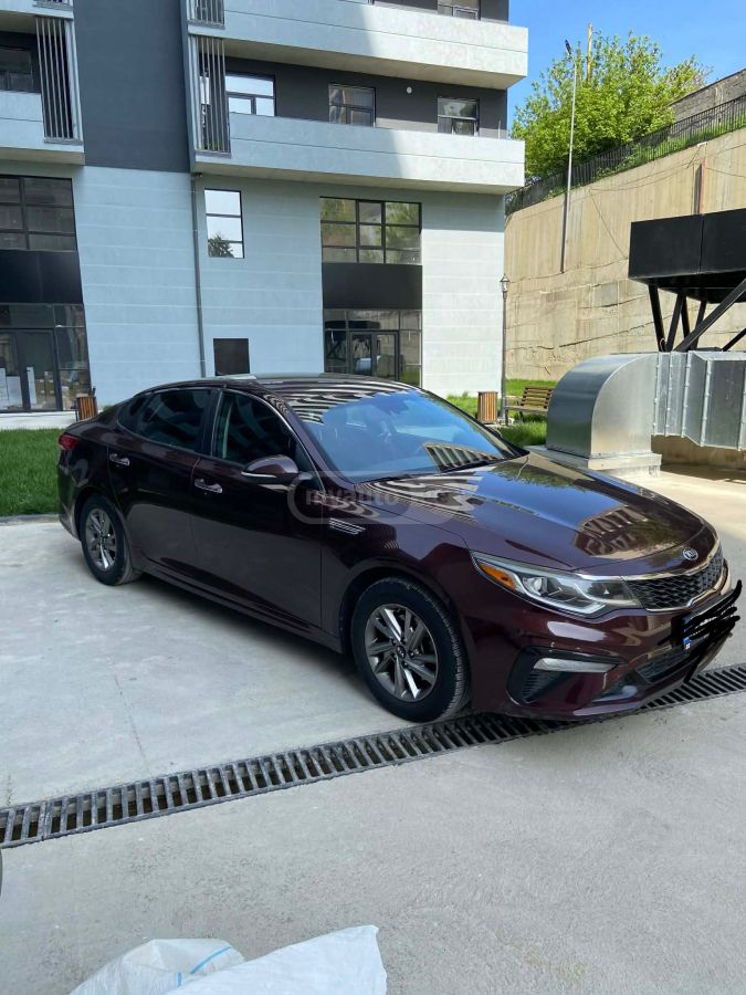 Kia Optima - фото 3