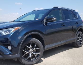 ToyotaRAV 4