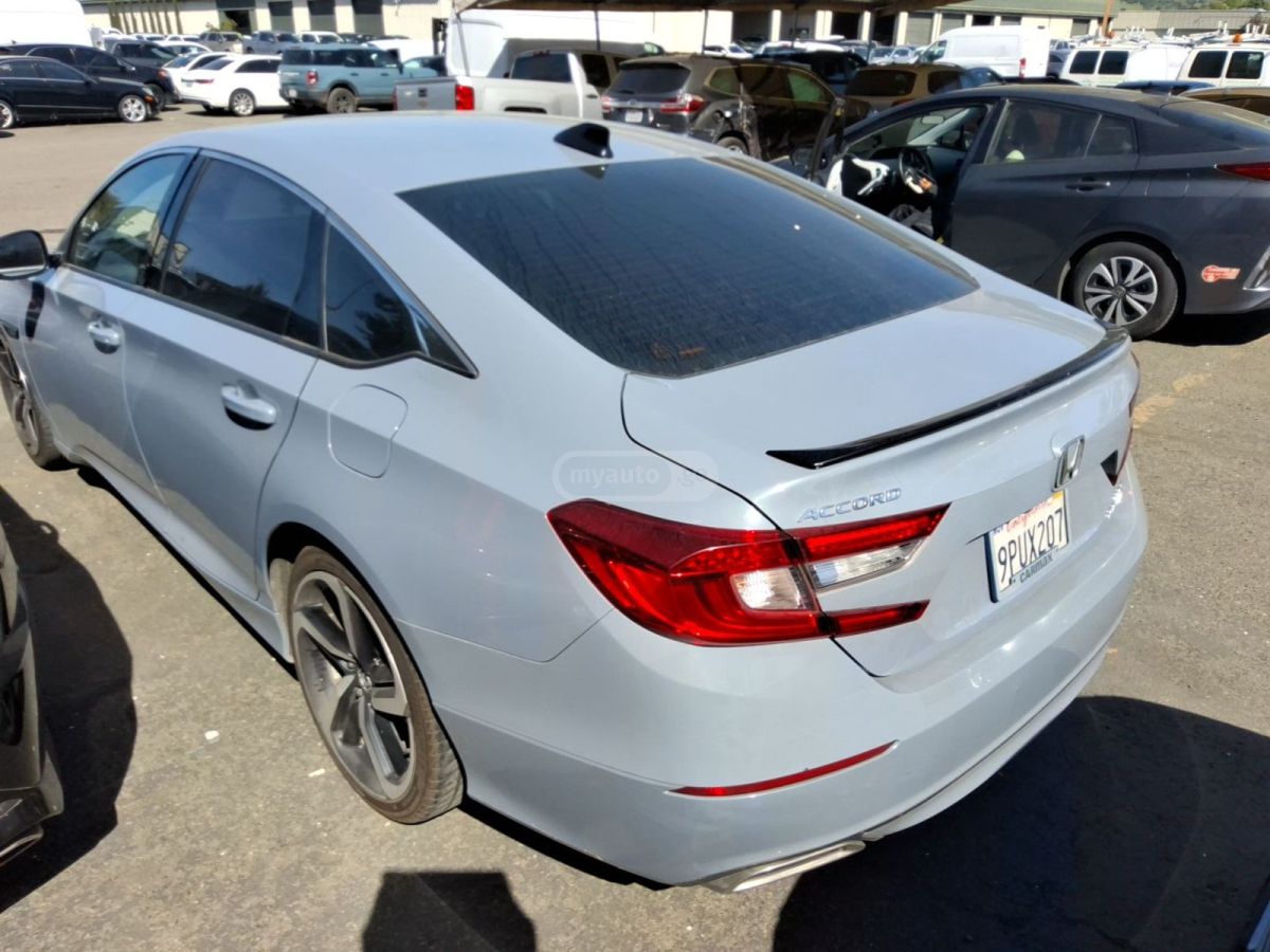 Honda Sport 2.0T 4dr Sedan Automatic — миниатюра 2