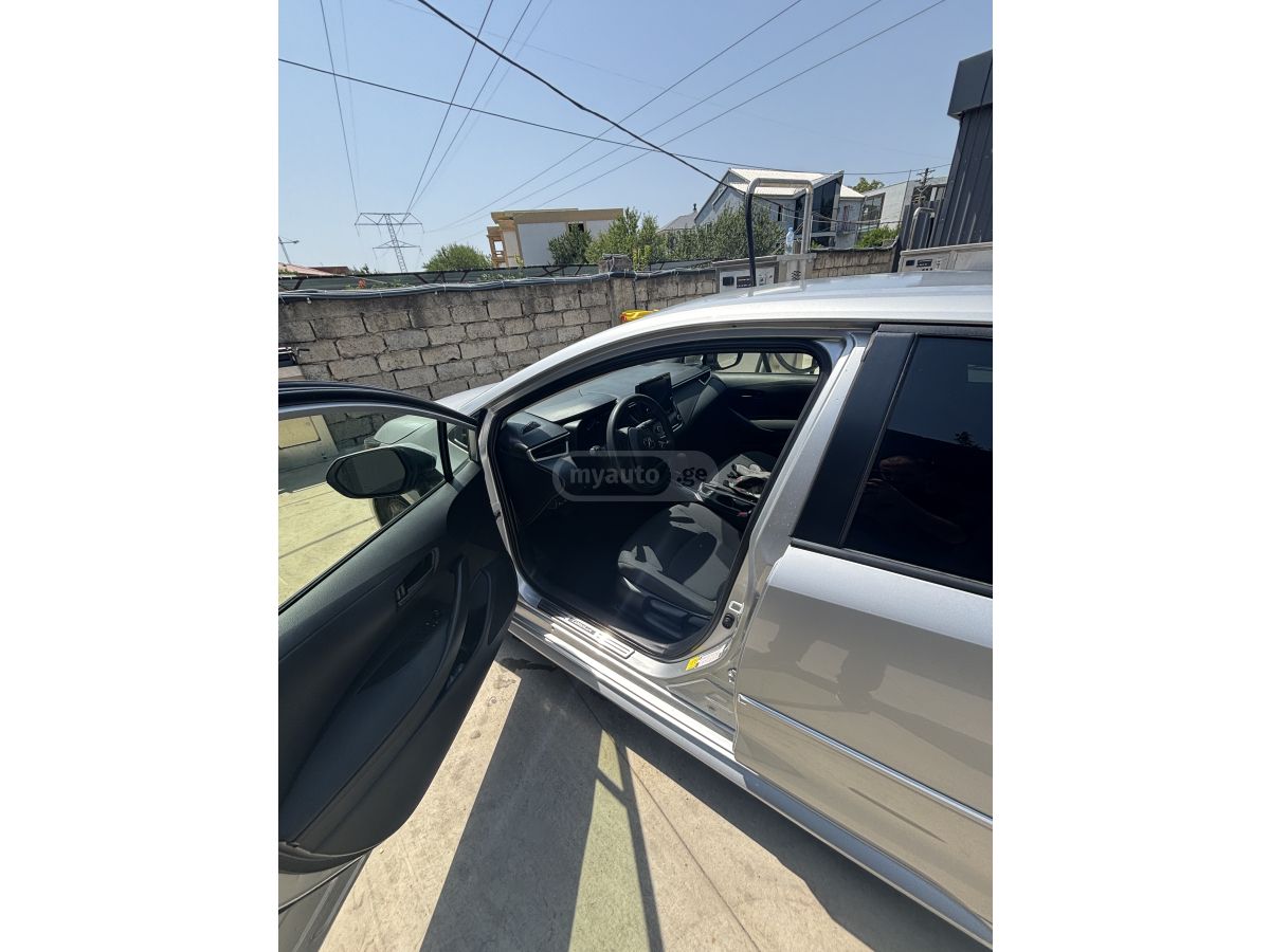 Toyota Corolla - фото 5