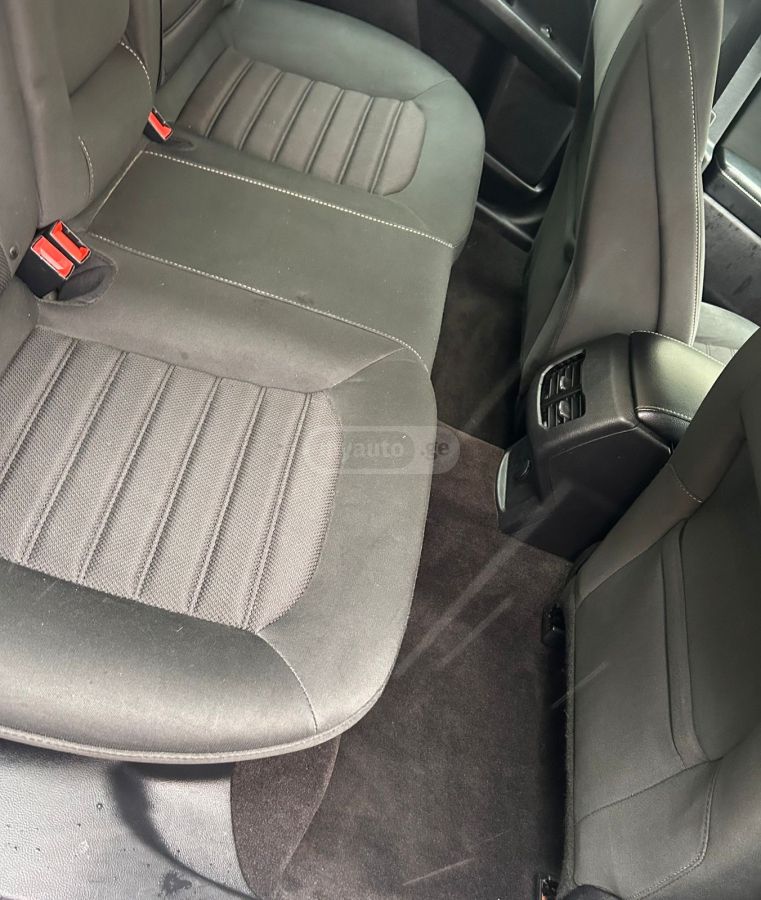 Ford Fusion - фото 10