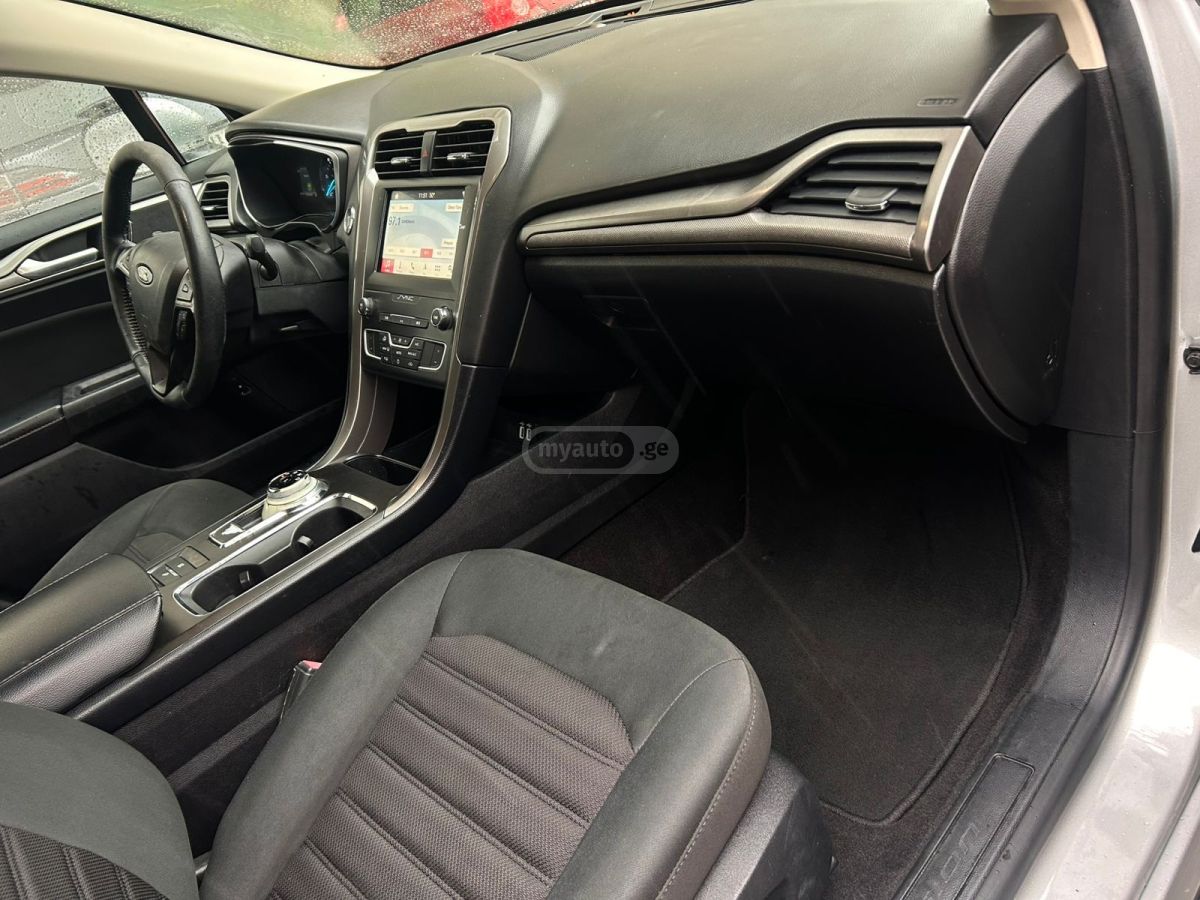 Ford Fusion - фото 11