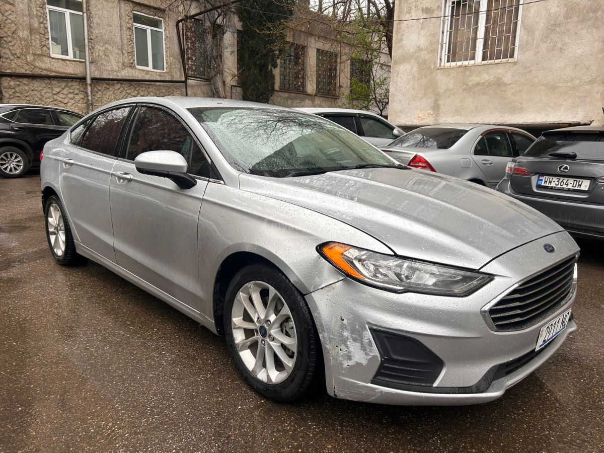 Ford Fusion - фото 12