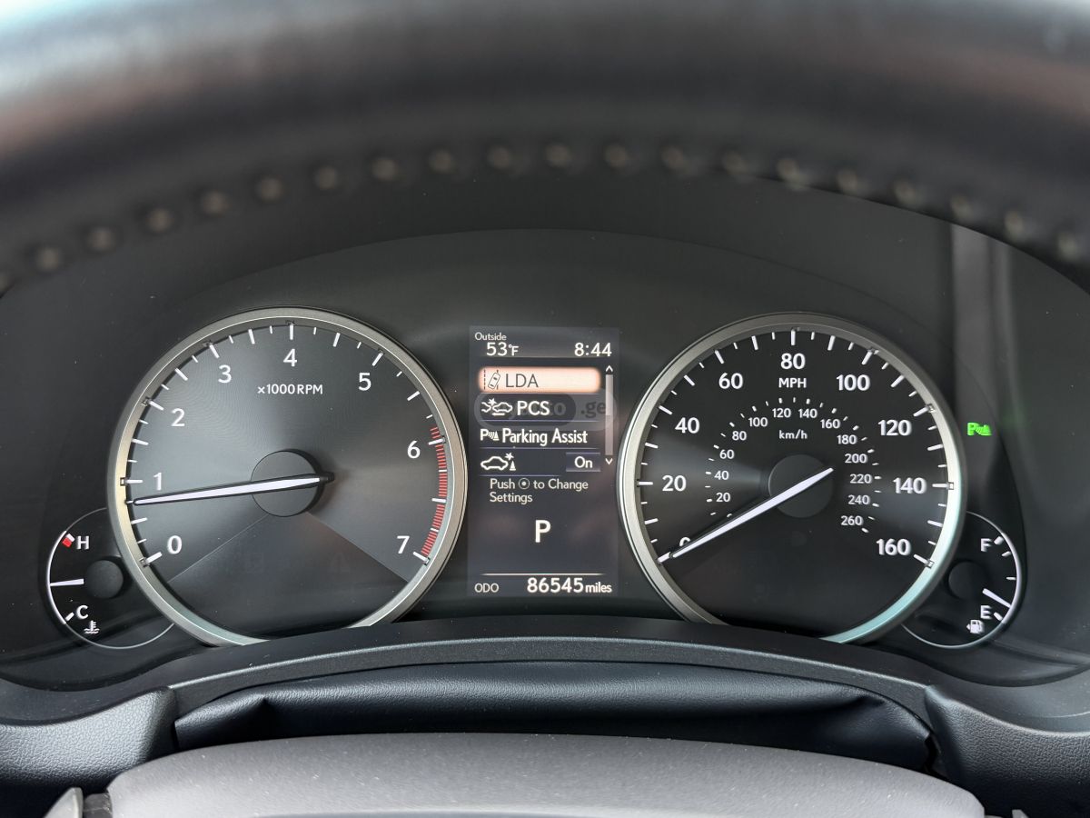 Lexus NX 300 - фото 12