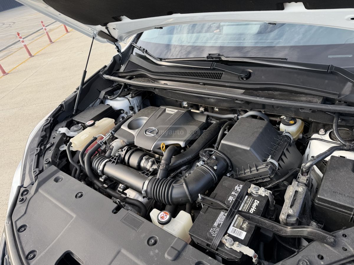 Lexus NX 300 - фото 15