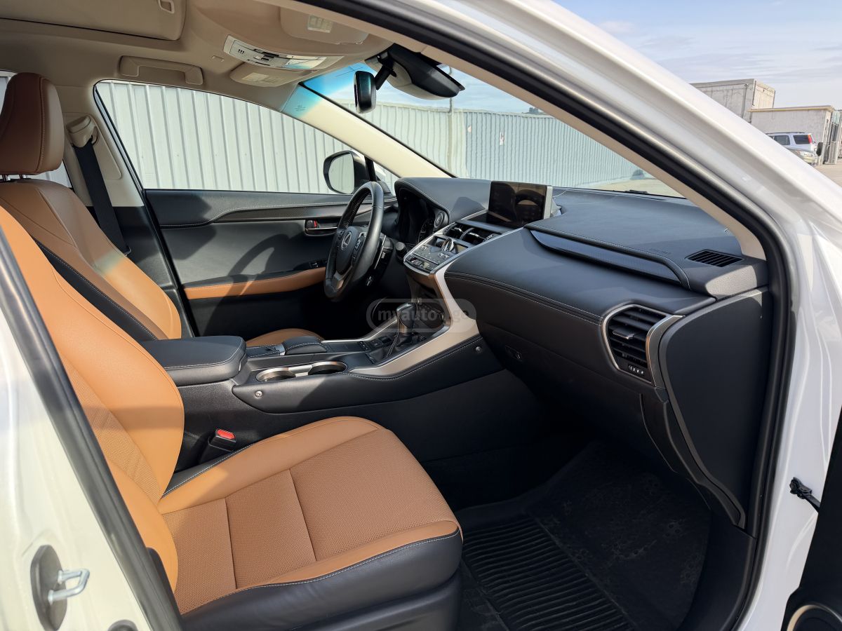 Lexus NX 300 - фото 5