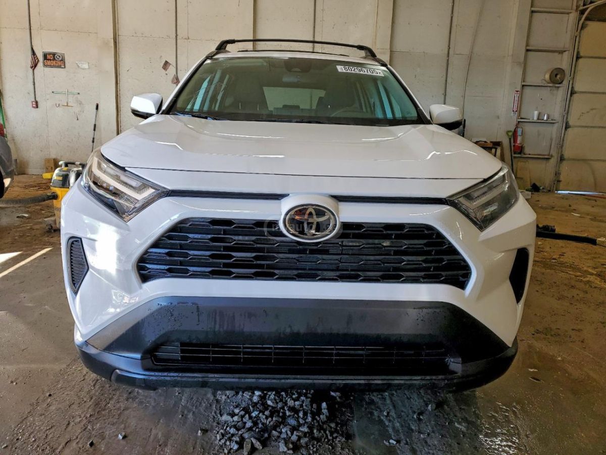 Toyota Xle — миниатюра 5