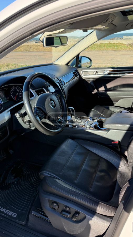 Volkswagen Touareg - фото 10