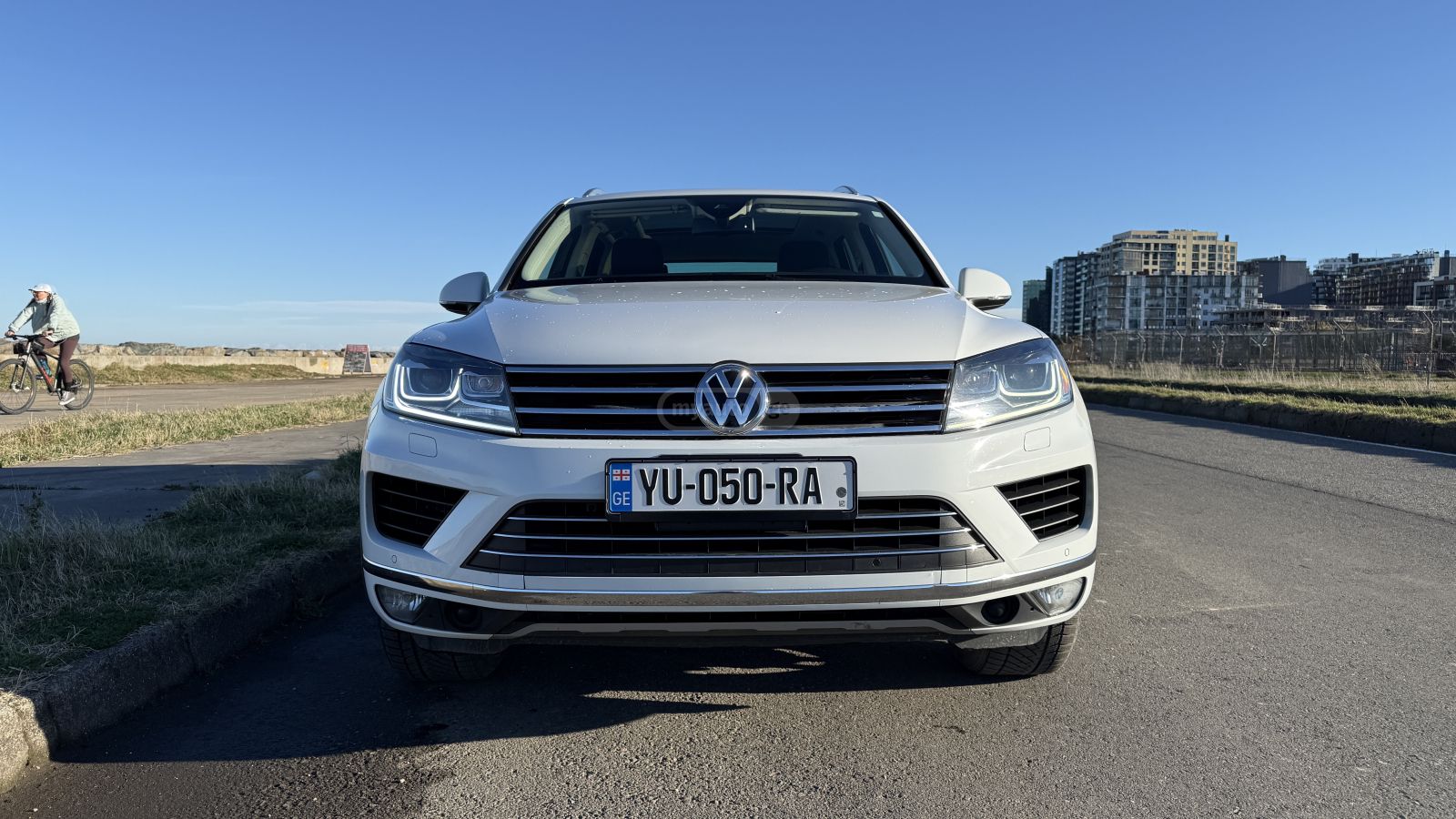 Volkswagen Touareg - фото 3